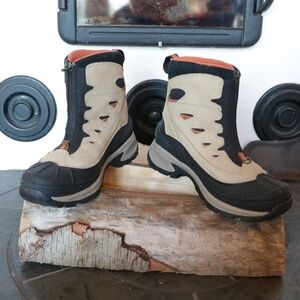 LL Bean Waterproof Thinsulate Front Zip Boots